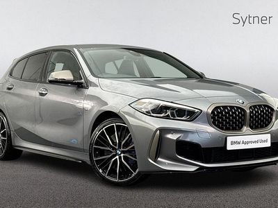 Usado BMW M135 Shadowline 302 CV (222 kW) 2023 Gris Utilitario