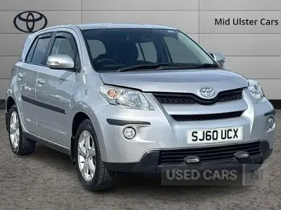 Used Toyota Urban Cruiser 90 HP (66 kW) 2011 Silver Hatchback