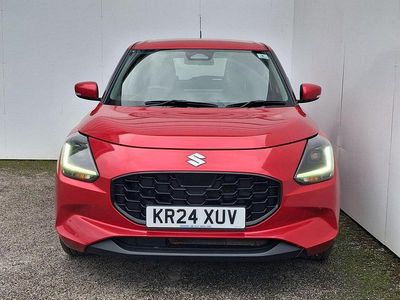Begagnad Suzuki Swift 82 HK (60 kW) 2024 Röd Halvkombi