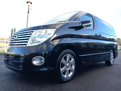 Used Nissan Elgrand 2005 Black MPV
