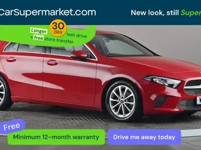 Begagnad Mercedes A180 Executive 116 HK (85 kW) 2019 Röd Halvkombi