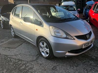 Used Honda Jazz SE 90 HP (66 kW) 2009 Silver Hatchback