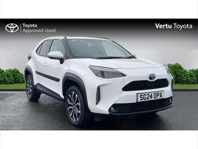 White Used 2024 Toyota Yaris Cross Design SUV | £21,748 (Fair price)