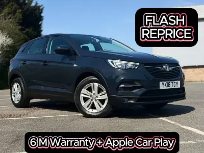Used Vauxhall Grandland X S 120 HP (88 kW) 2018 Green SUV