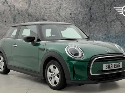 Used Mini Cooper Classic 134 HP (98 kW) 2021 Green Hatchback