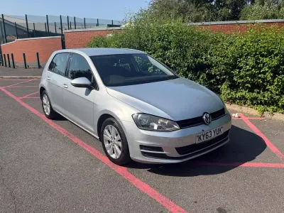 Used VW Golf VII SE 105 HP (77 kW) 2013 Silver Hatchback