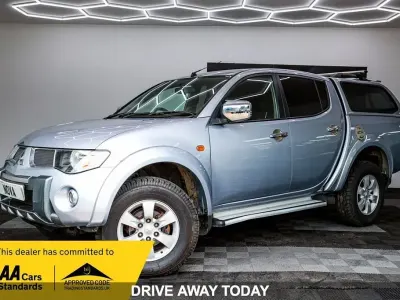 Used Mitsubishi L200 134 HP (98 kW) 2009 Silver Pickup