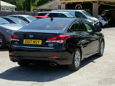 Käytetty Hyundai i40 SE 2017 Musta Sedan
