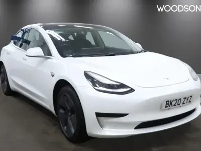 Used Tesla Model 3 Standard Range Plus 180 kW (245 HP) 2020 White Sedan