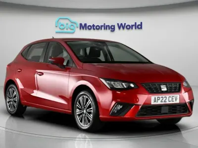 Begagnad Seat Ibiza SE Technology 94 HK (69 kW) 2022 Röd Halvkombi