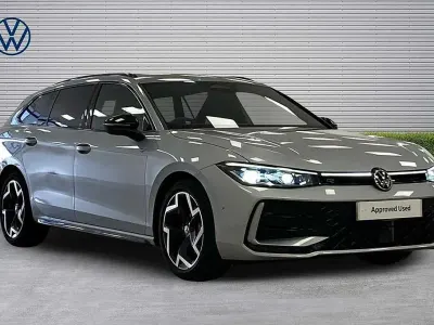 New VW Passat R-line 150 HP (110 kW) 2026 Silver Estate