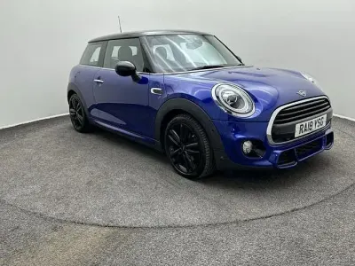 Used Mini Cooper Hatch 136 HP (100 kW) 2018 Blue Hatchback