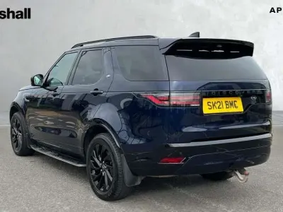 Usado Land Rover Discovery 5 R-Dynamic 249 HP (183 kW) 2021 Azul SUV