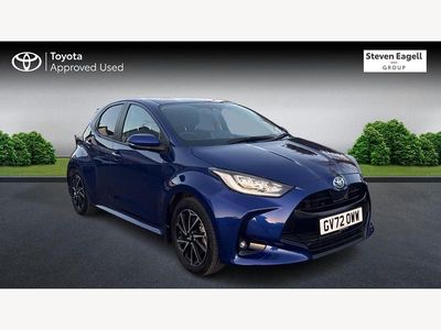Used Toyota Yaris Hybrid Design 2023 Blue Hatchback
