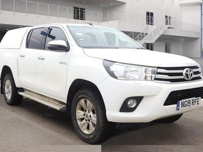 Used Toyota HiLux 150 HP (110 kW) 2019 White Pickup