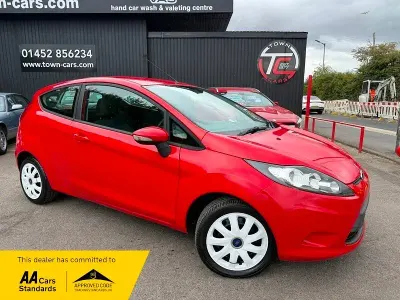 Used Ford Fiesta 82 HP (60 kW) 2011 Red Hatchback