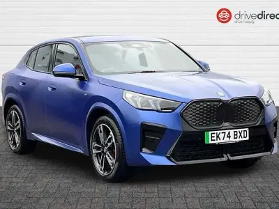 Usado BMW iX2 M Sport 11 kW (15 HP) 2024 Azul SUV