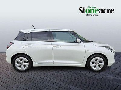 Used Suzuki Swift 82 HP (60 kW) 2024 White Hatchback