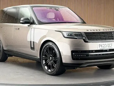 Used Land Rover Range Rover First Edition 351 HP (258 kW) 2023 Lantau bronze SUV