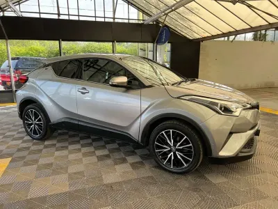 Używany Toyota C-HR 2017 Srebrny SUV