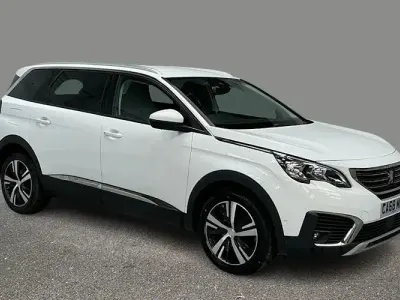 Used Peugeot 5008 Allure 131 HP (96 kW) 2018 White SUV