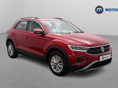 Used VW T-Roc Life 110 HP (80 kW) 2023 Red SUV