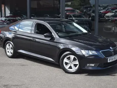 Used Skoda Superb 120 HP (88 kW) 2018 Black Hatchback