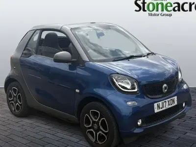 Used Smart ForTwo Cabrio Premium 71 HP (52 kW) 2019 Blue Cabriolet