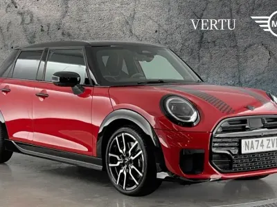 Używany Mini Cooper S Hatch 201 KM (147 kW) 2024 Czerwony Hatchback