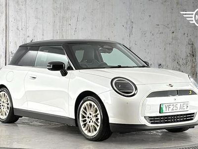Usado Mini Cooper SE Hatch 158 kW (215 CV) 2025 Blanco Utilitario