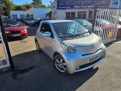 Toyota iQ