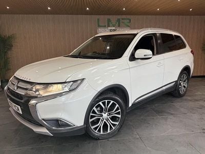 Used Mitsubishi Outlander 2017 White SUV