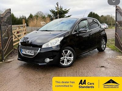 Black Used 2013 Peugeot 208 Allure Hatchback | £2,995 (A bit pricey)
