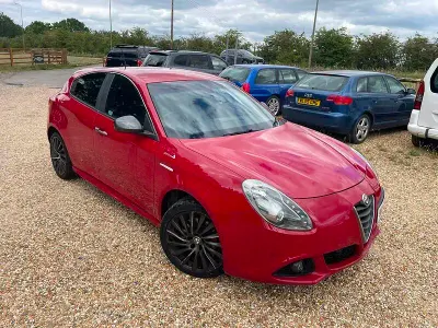 Used Alfa Romeo Giulietta Quadrifoglio Verde 2015 Red Hatchback