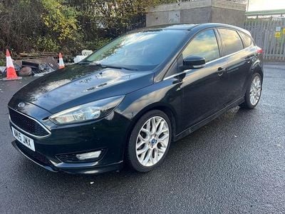 Used Ford Focus Zetec 120 HP (88 kW) 2015 Black Hatchback