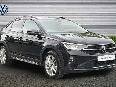 Begagnad VW Taigo Life 95 HK (69 kW) 2023 Svart SUV