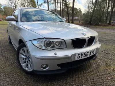Usado BMW 118 129 HP (94 kW) 2006 Prateado Citadino