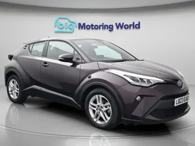 Used Toyota C-HR 122 HP (89 kW) 2023 Purple SUV