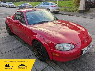 Used Mazda MX5 212 HP (155 kW) 2001 Red Cabriolet