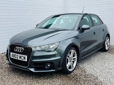 Usado Audi A1 S-Line 105 HP (77 kW) 2012 Cinzento Citadino