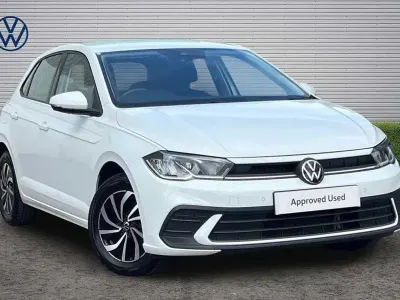 Used VW Polo Life 95 HP (69 kW) 2024 White Hatchback