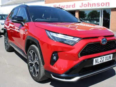 Usado Toyota RAV4 2022 Rojo SUV