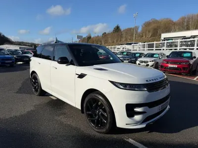 Używany Land Rover Range Rover Sport SE Dynamic 300 KM (220 kW) 2023 Biały SUV