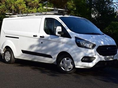 White Used 2019 Ford Transit Custom Trend Van | £8,975 (Super price)