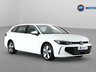 Used VW Passat Life 204 HP (150 kW) 2025 White Estate