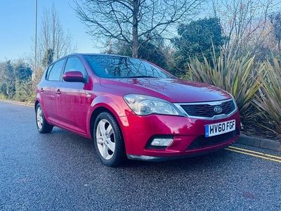 Red Used 2010 Kia Ceed Hatchback | £1,595 (Expensive)