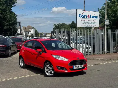 Used Ford Fiesta Zetec 82 HP (60 kW) 2014 Red Hatchback