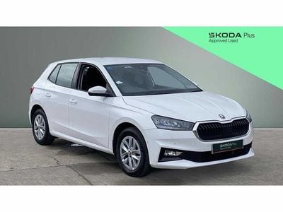 Used Skoda 110 R Comfort 81 HP (59 kW) 2023 Candy white Hatchback