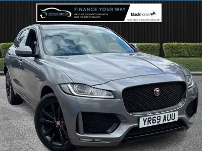 Used Jaguar F-Pace Chequered Flag 180 HP (132 kW) 2019 Grey SUV