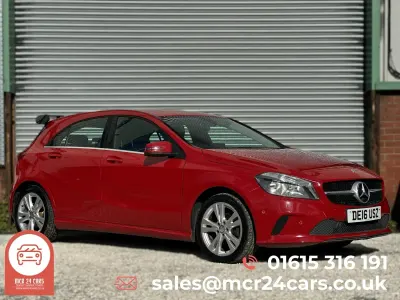 Used Mercedes A180 Executive 109 HP (80 kW) 2016 Red Hatchback